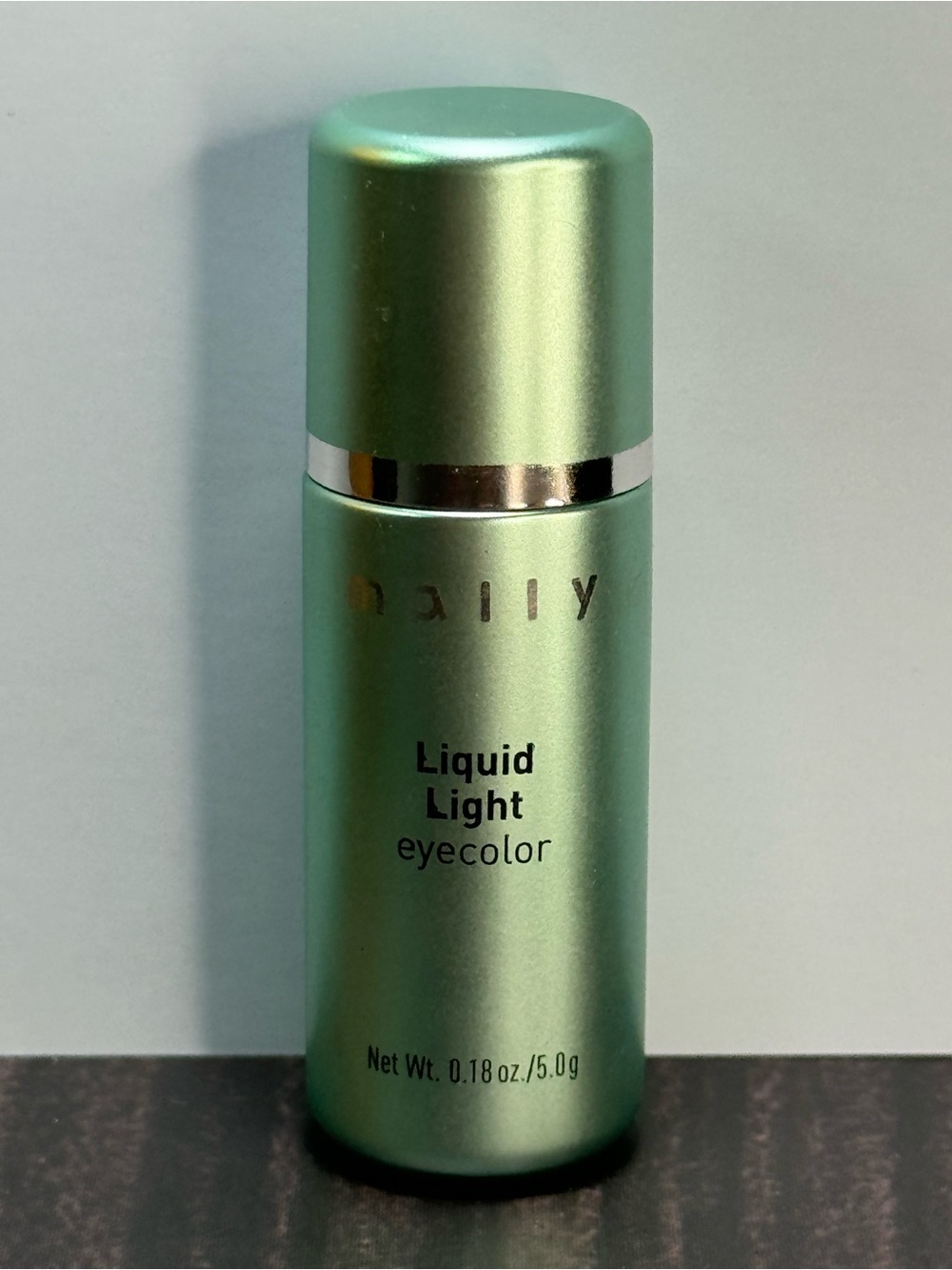 MALLY Liquid Light Eyeshadow Powder (Brown) Travel Eye Color Mini NWOB 0.18 oz